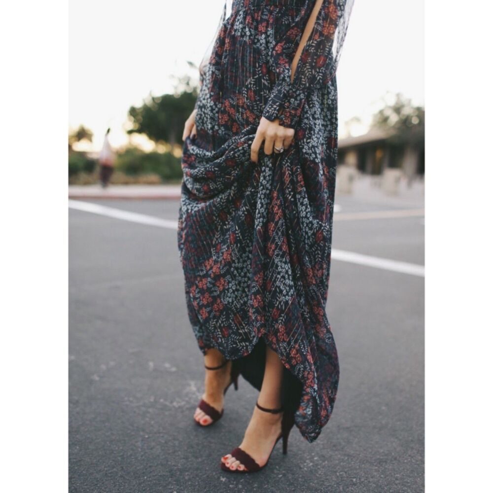 Nwot Modcloth Loop, Twirl & Arch Long Sheer Split… - image 6